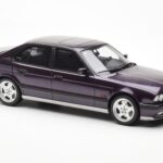 BMW M5 E34 Violetne Otto 1:18 - image 4 of 6
