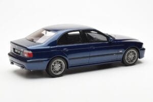 BMW M5 E39 Avus Blue Paint Issue Otto 1:18 OT070 Vaik - pilt 2/6