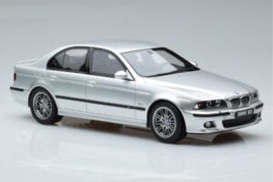 BMW M5 E39 Hõbe Otto 1:18 OT747B Vaik - pilt 4/7