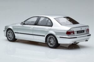 BMW M5 E39 Hõbe Otto 1:18 OT747B Vaik - pilt 5/7