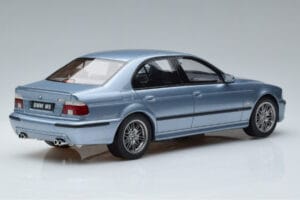 BMW M5 E39 Silverwater Sinine Otto 1:18 OT554 Vaik - pilt 2/6