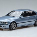 BMW M5 E39 Silverwater Sinine Otto 1:18