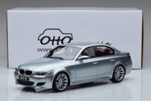 BMW M5 E60 Hõbedane Otto 1:18 OT426 Vaik - pilt 6/6