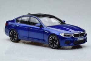 BMW M5 F90 Marina Bay Sinine Norev 1:18 80432454783 Metall - pilt 5/7