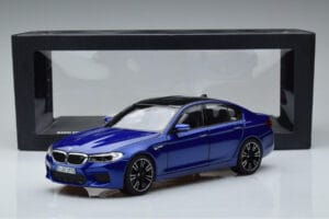 BMW M5 F90 Marina Bay Sinine Norev 1:18 80432454783 Metall - pilt 7/7