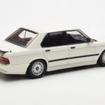 BMW M535i E28 Alpine Valge AUTOart 1:18 - image 3 of 10