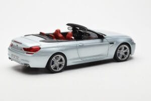 BMW M6 F12 Kabriolett Silverstone Hõbedane II Paragon 1:18 80432253656 Metall - pilt 3/8