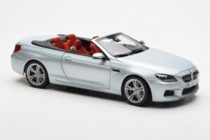 BMW M6 F12 Kabriolett Silverstone Hõbedane II Paragon 1:18 80432253656 Metall - pilt 6/8