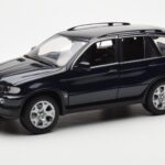 BMW X5 4.4i E53 Tume Sinine Kyosho 1:18