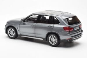 BMW X5 F15 Space Hall Paragon 1:18 80432318988 Metall - pilt 7/8