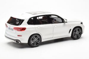 BMW X5 G05 Valge Paragon 1:18 80432450996 Metall - pilt 3/8