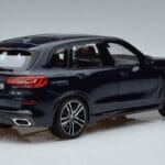 BMW X5 G05 Sinine Norev 1:18 183283 Metall - image 3 of 7