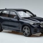 BMW X5 G05 Sinine Norev 1:18 183283 Metall - image 5 of 7