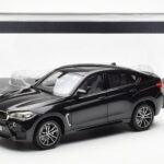 BMW X6 M F86 Sapphire Must Metallic Norev 1:18 - image 8 of 8