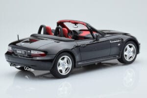 BMW Z3 M E36/7 Roadster Must Otto 1:18 OT1016 Vaik - pilt 2/5