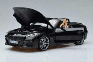 BMW Z4 G29 Must Metallic Norev 1:18 183272 Metall - pilt 2/7