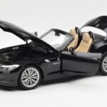 BMW Z4 E89 Spider Must Metallik Kyosho 1:18 - image 2 of 9
