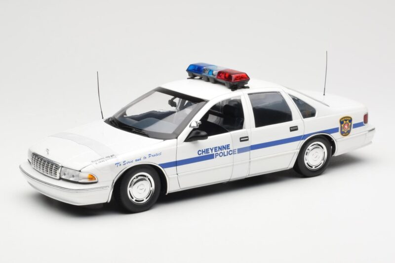 Chevrolet Caprice Cheyenne Politsei UT Models 1:18