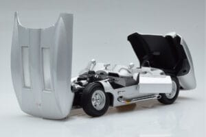 Chevrolet Corvette C1 Stingray Concept AUTOart 1:18 71000 Metall - pilt 2/8