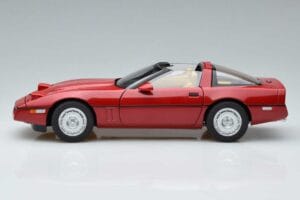 Chevrolet Corvette C4 Punane AUTOart 1:18 71241 Metall - pilt 4/8