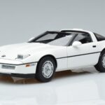 Chevrolet Corvette C4 Valge AUTOart 1:18 71243 Metall