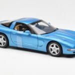 Chevrolet Corvette C5 Sinine Metallik UT Models 1:18 - image 4 of 6