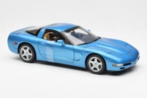 Chevrolet Corvette C5 Sinine Metallik UT Models 1:18 21004 Metall - pilt 4/6