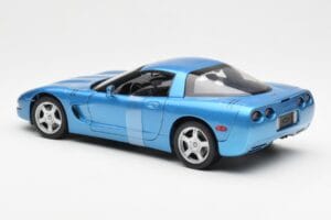 Chevrolet Corvette C5 Sinine Metallik UT Models 1:18 21004 Metall - pilt 5/6