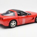 Chevrolet Corvette C5 Hardtop Punane UT Models 1:18 - image 2 of 6