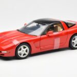 Chevrolet Corvette C5 Hardtop Punane UT Models 1:18