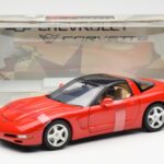 Chevrolet Corvette C5 Hardtop Punane UT Models 1:18 - image 6 of 6