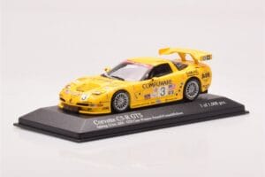 Chevrolet Corvette C5R #3 O. Gavin / J. O'Connell / R. Fellows Sebring 12 Hours 2003 Minichamps 1:43 400031403 Metall - pilt 2/4