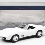 Chevrolet Corvette C3 Kabriolett Can-Am Valge Norev 1:18 - image 6 of 6