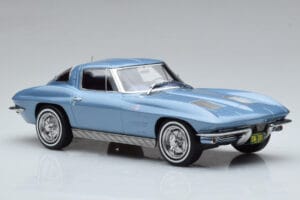Chevrolet Corvette C2 Sting Ray Sinine Norev 1:18 189050 Metall - pilt 4/6