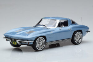 Chevrolet Corvette C2 Sting Ray Sinine Norev 1:18