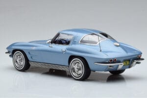 Chevrolet Corvette C2 Sting Ray Sinine Norev 1:18 189050 Metall - pilt 5/6