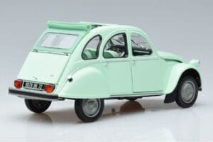 Citroen 2CV 6 Club Roheline Norev 1:18 181486 Metall - pilt 3/7