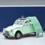 Citroen 2CV 6 Club Roheline Norev 1:18 181486 Metall - image 7 of 7