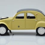 Citroen 2CV Sahara Kollane Otto 1:18 - image 3 of 6