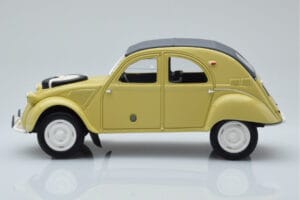 Citroen 2CV Sahara Kollane Otto 1:18 OT1027 Vaik - pilt 3/6