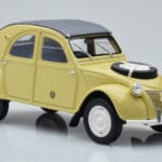 Citroen 2CV Sahara Kollane Otto 1:18 - image 4 of 6