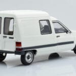 Citroen C15 E Valge Otto 1:18 - image 2 of 6