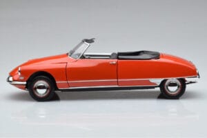 Citroen DS19 Kabriolett Norev 1:18 181599 Metall - pilt 4/7