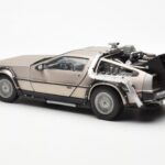 DeLorean DMC-12 Time Machine Back to the Future Hõbedane Sun Star 1:18 - image 4 of 8