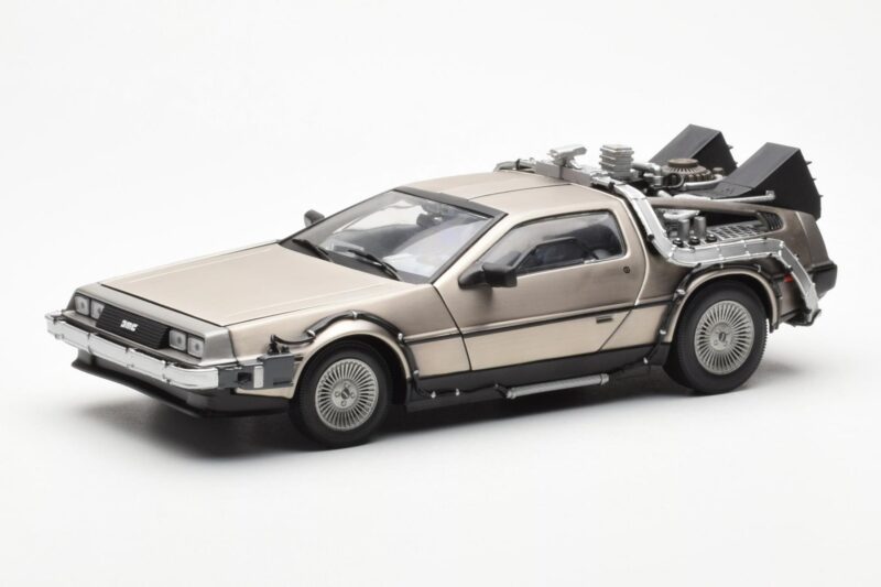 DeLorean DMC-12 Time Machine Back to the Future Hõbedane Sun Star 1:18