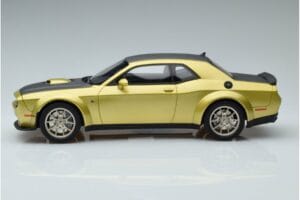Dodge Challenger R/T Scat Pack Widebody 50. Aastapäev GT Spirit 1:18 GT411 Vaik - pilt 3/6