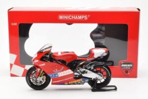 Ducati Desmosedici MotoGP Prova 2002 Minichamps 1:12 122020099 Metall - pilt 4/4
