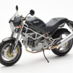 Ducati Monster M900 Must Minichamps 1:12 - image 2 of 4