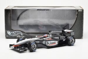 McLaren MP4/17D #6 K. Raikkonen F1 2003 Hot Wheels 1:18 B1650 Metall - pilt 2/6