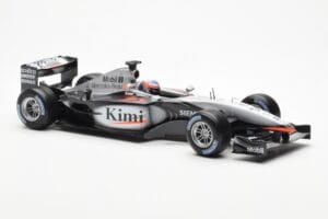 McLaren MP4/17D #6 K. Raikkonen F1 2003 Hot Wheels 1:18 B1650 Metall - pilt 6/6